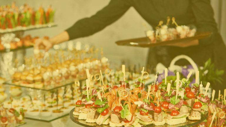 Come scegliere il catering giusto per un evento?
