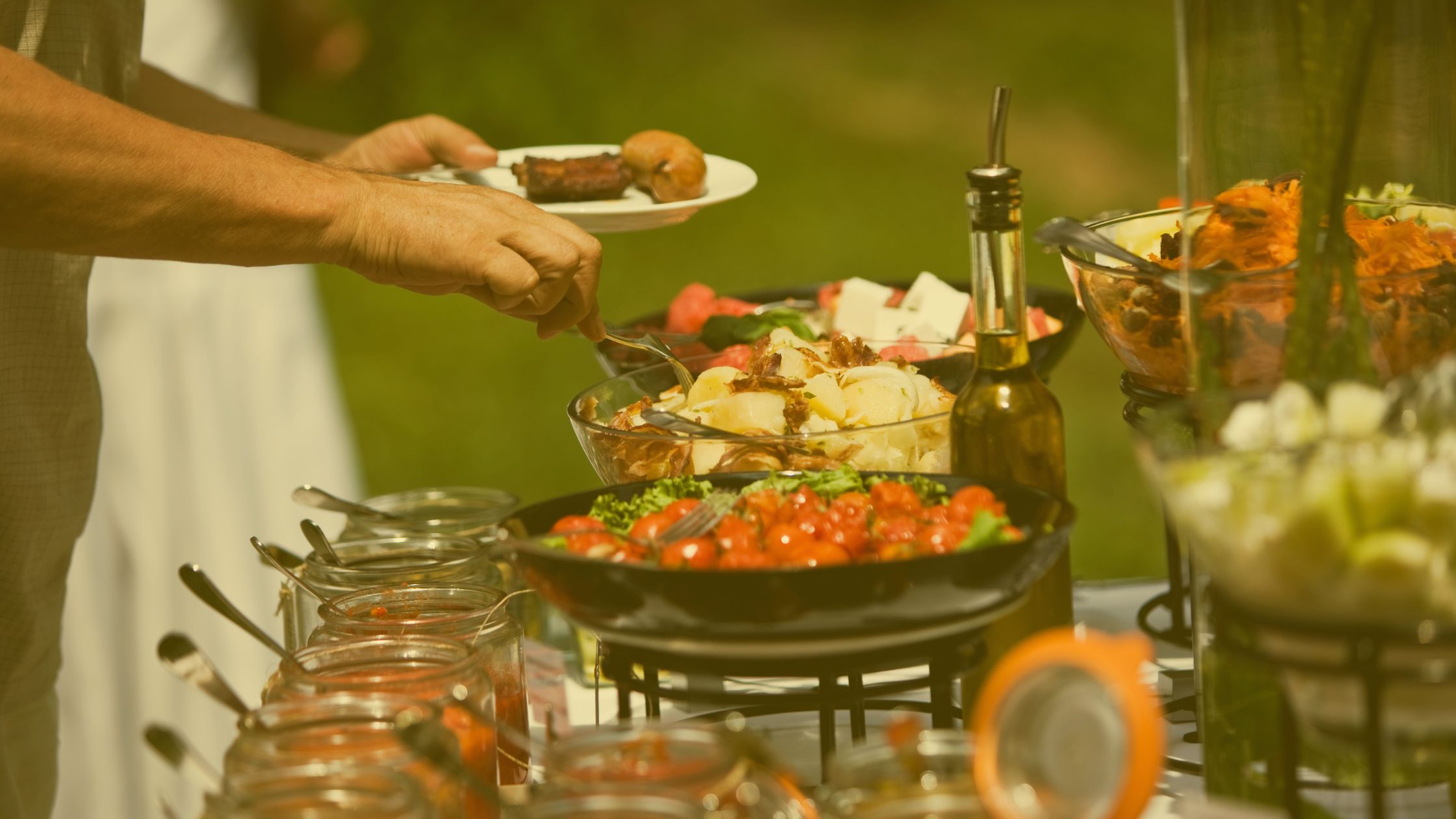 10 idee creative per un catering indimenticabile